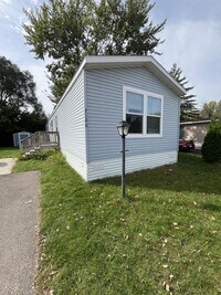 Building Photo - 7126 123rd St W