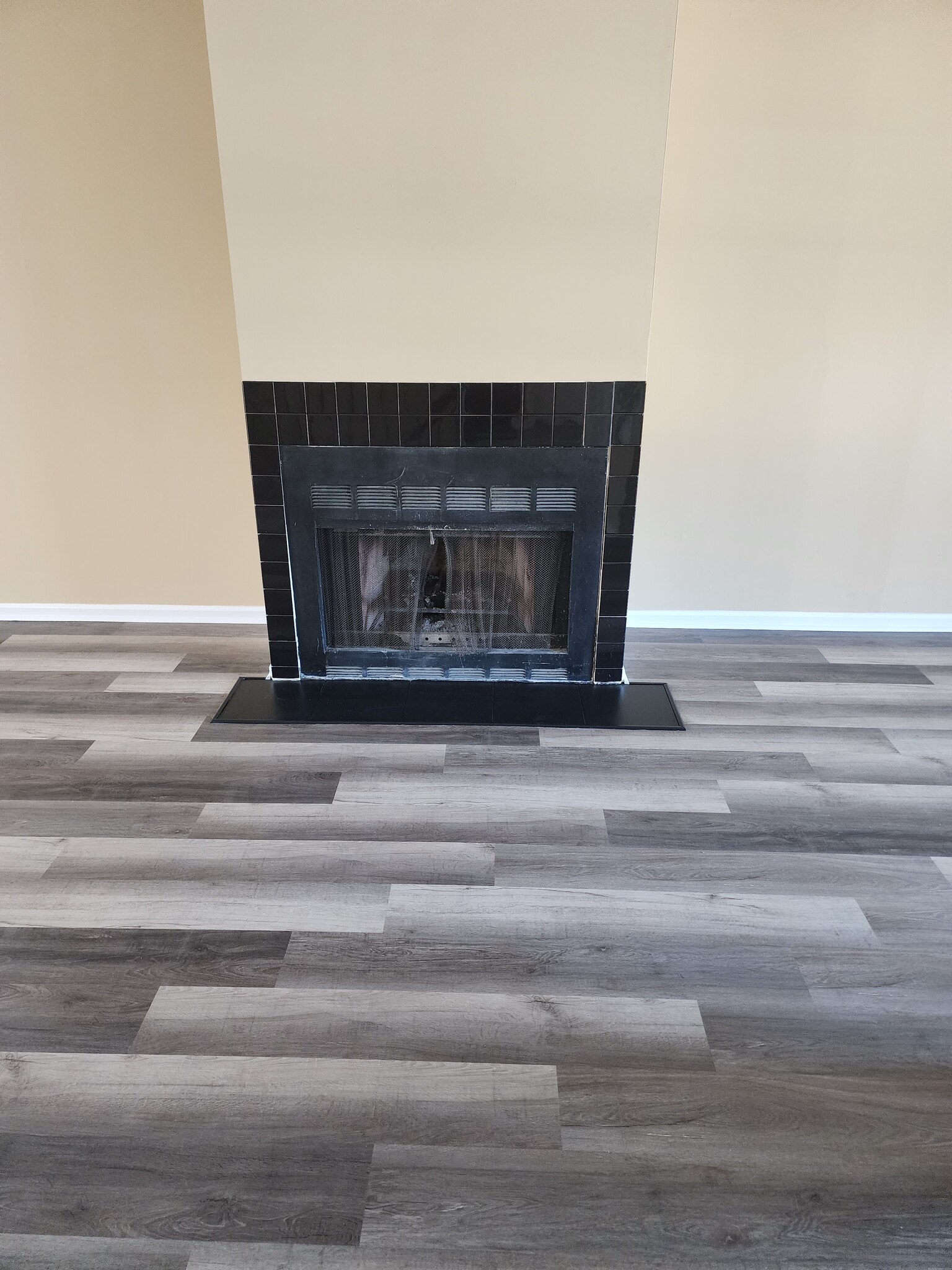 Building Photo - 9 Hampton Gate Dr