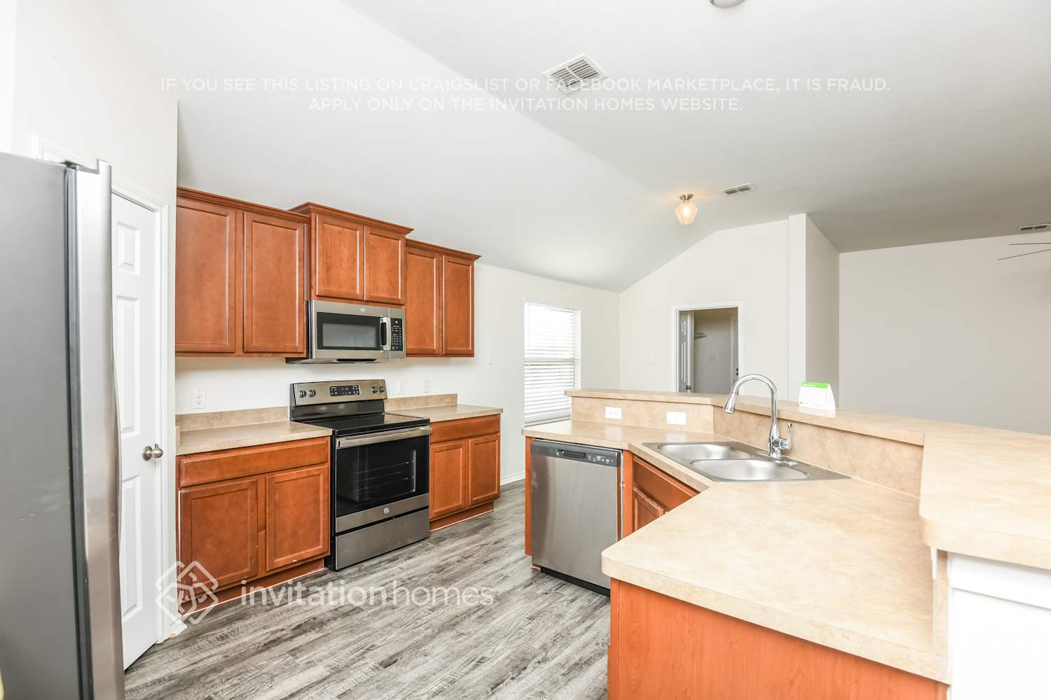 Building Photo - 6508 Sierra Madre Dr