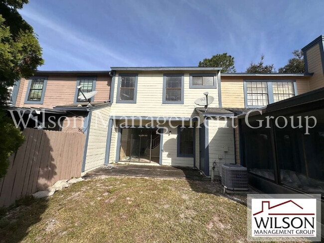 Building Photo - 2971 Embassy Ct