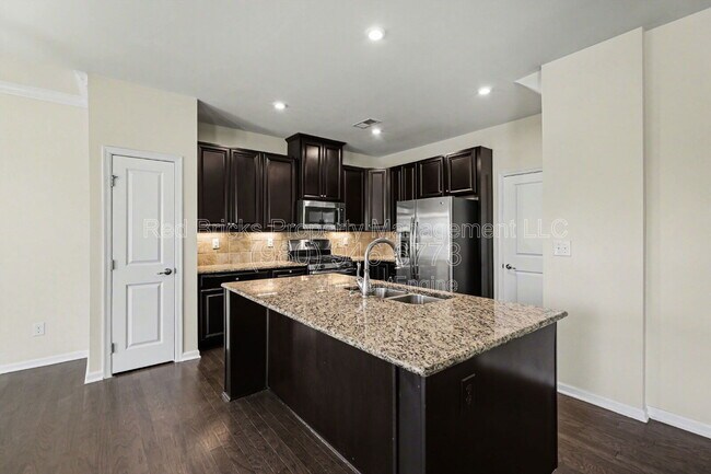 Building Photo - 11007 Discovery Dr NW