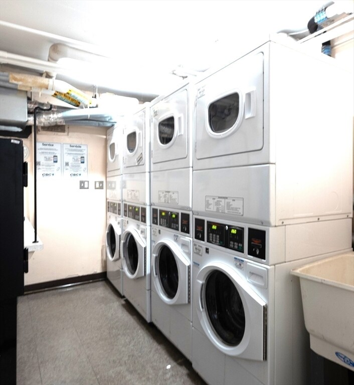 Building Photo - 41 Park St