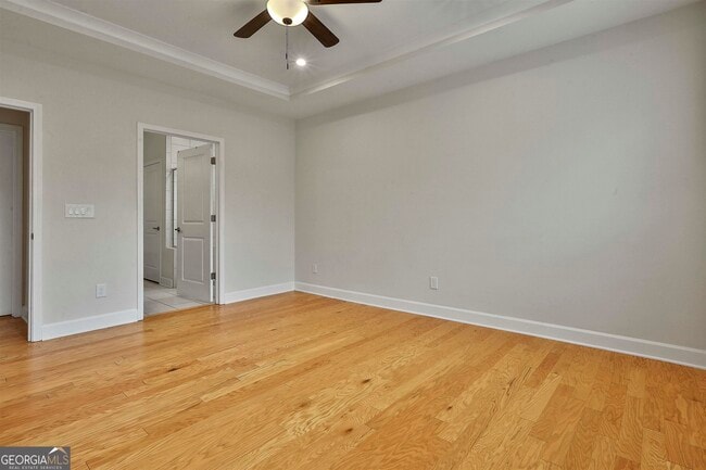 Building Photo - 330 Elkins Pl