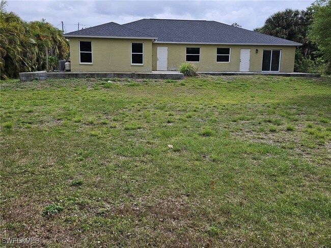 Building Photo - 713 Palmetto Ave