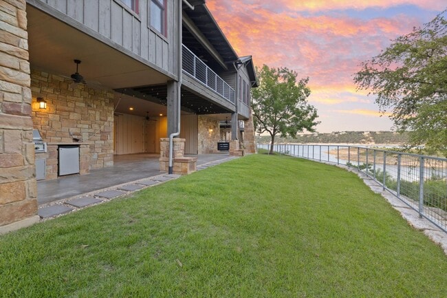Building Photo - 2217 Seabiscuit Cv