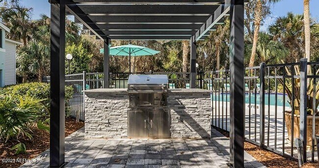 Building Photo - 2768 Jimmy Buffett Mem Hwy