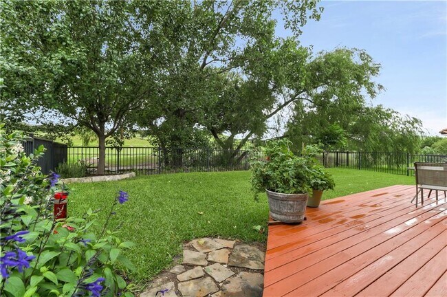 Building Photo - 14512 Broadwinged Hawk Dr