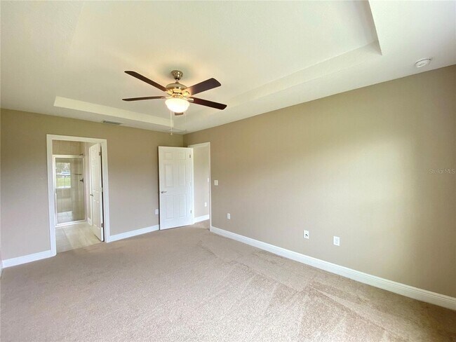 Building Photo - 14843 SW 48th Ave