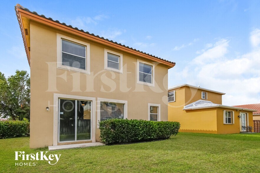 Building Photo - 4997 SW 136th Terrace