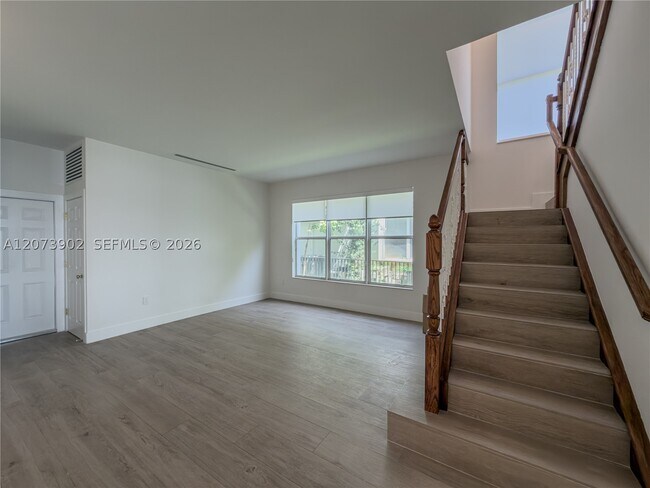 Building Photo - 5297 SW 183rd Ave