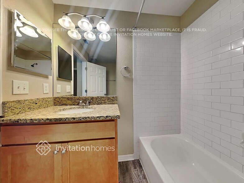 Building Photo - 1309 Key W Ct