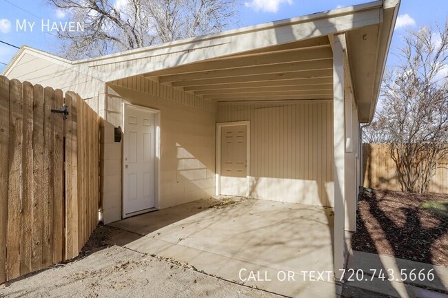 Building Photo - Fully renovated house in University Park