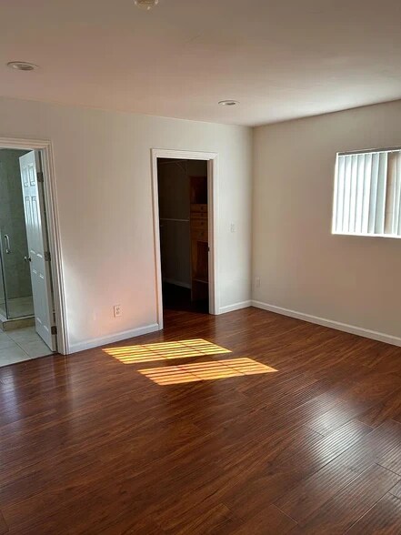 Building Photo - 17407 Califa St