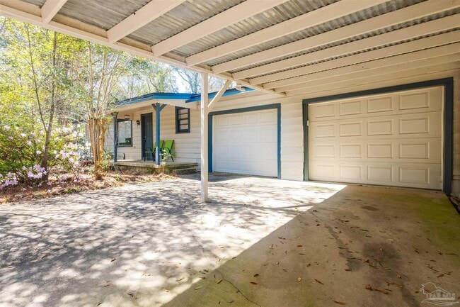 Building Photo - 10001 Chemstrand Rd