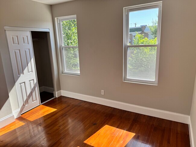 Main Bedroom - 418 Bonsal St