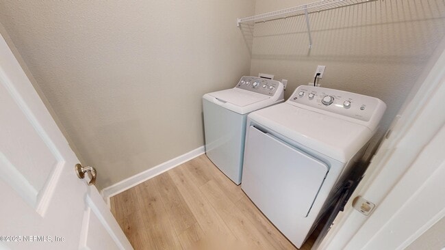 Building Photo - 333 Cedar Elm Wy