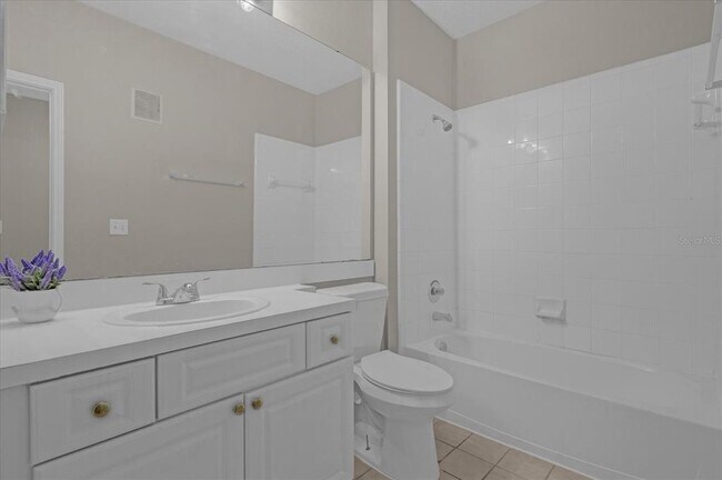 Building Photo - 14304 Fredricksburg Dr