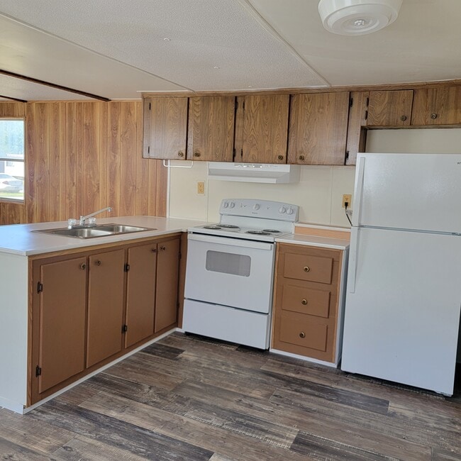 Building Photo - 8582 Rye Patch Rd