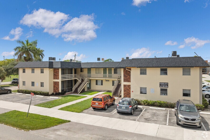 Building Photo - Cypress Apartments