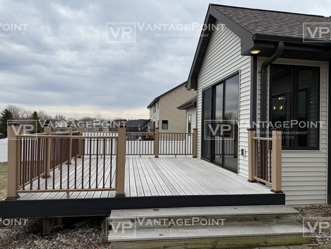 Building Photo - 4866 Prairie School Dr