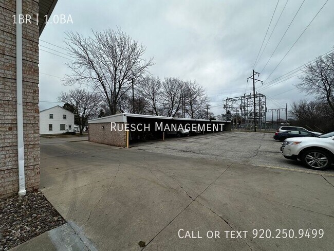 Building Photo - Charming 1 Bedroom 1 Bath Upper Apartment ...