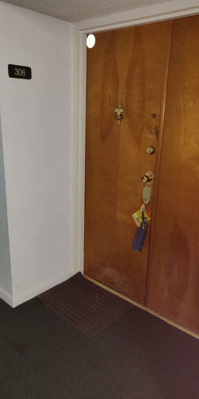 Building Photo - 11750 SW 18th St