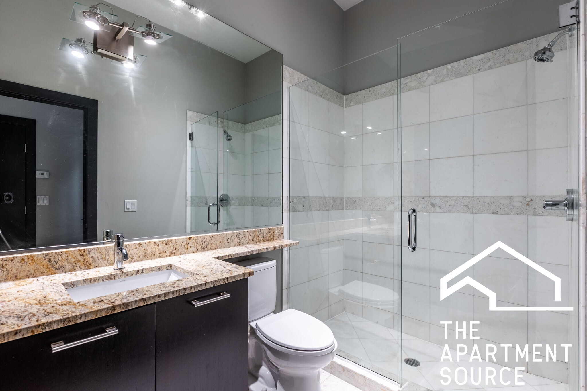 Building Photo - 2348 N Lister Ave