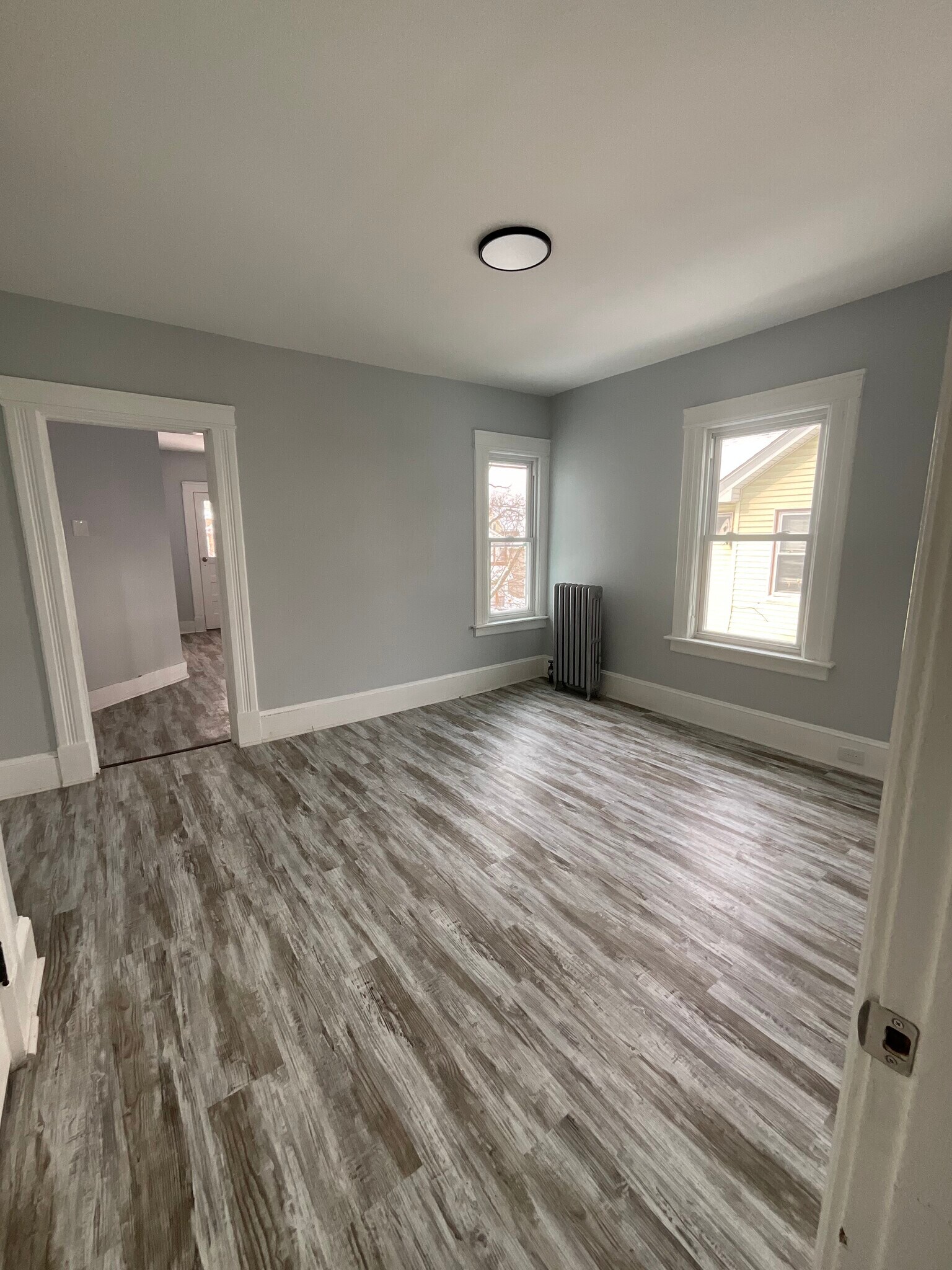 Building Photo - 25 Malden St