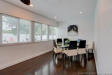Building Photo - 3170 NW 68th Ct