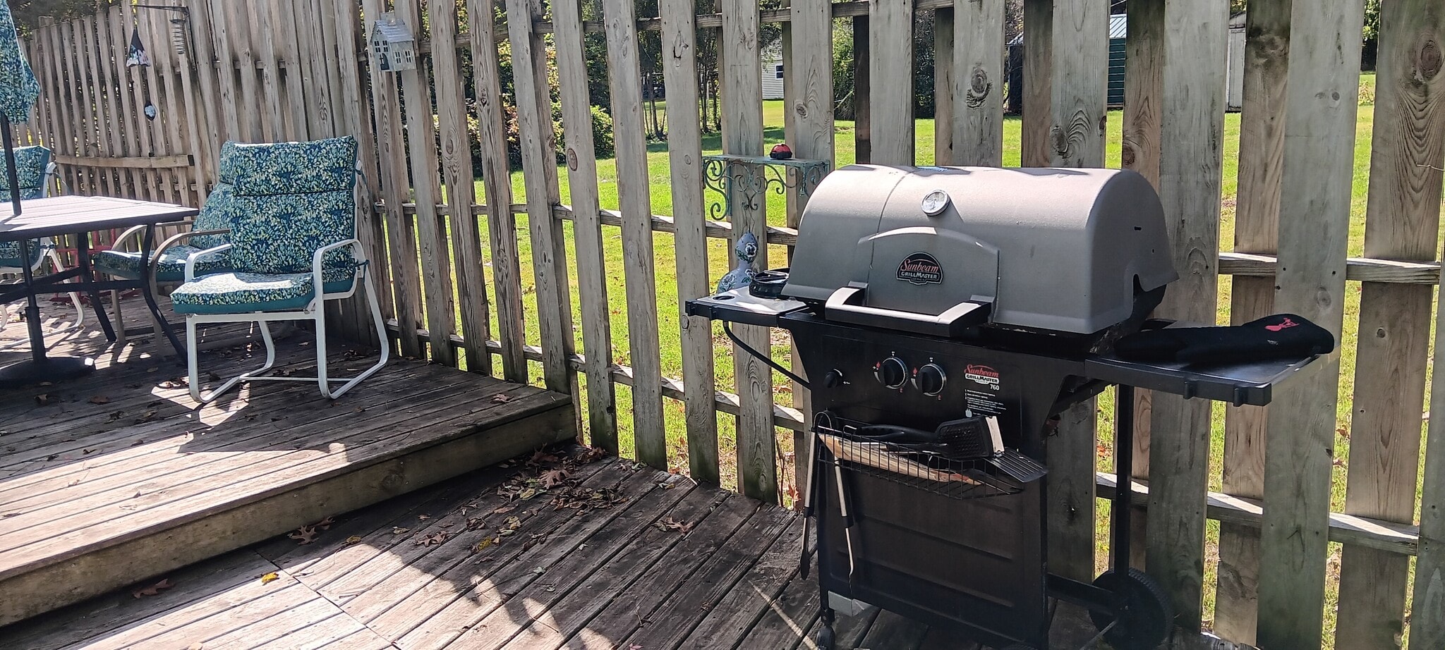 Grill - 10426 Vistula Rd