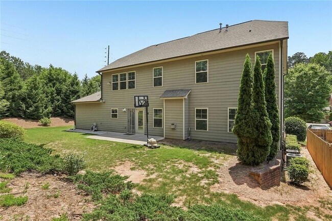 Building Photo - 5811 Kendrix Ridge Dr