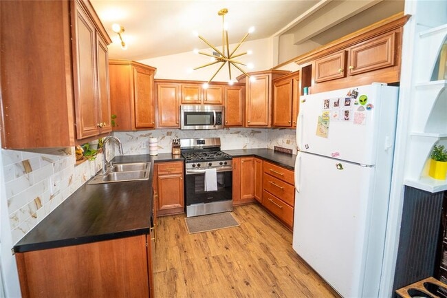 Building Photo - 5215 Overbrook Dr