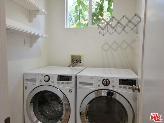 Building Photo - 4419 Wortser Ave