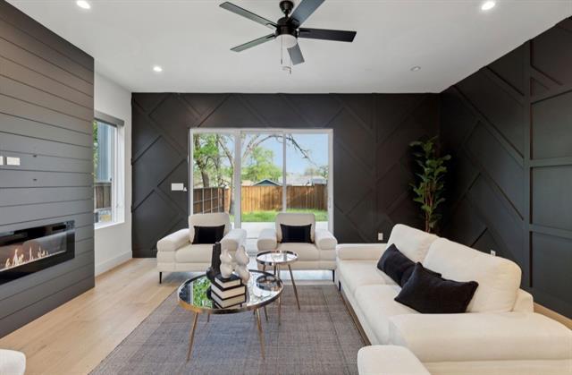 Building Photo - 2333 Vagas St