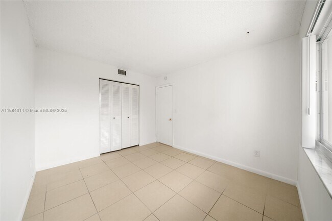 Building Photo - 7920 Camino Real