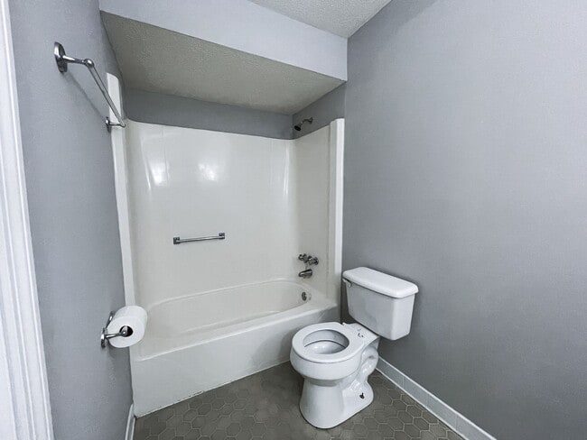 Building Photo - 709 54th St