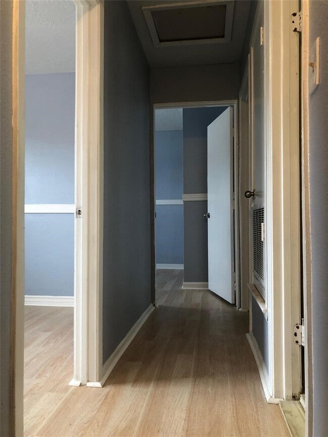 Building Photo - 9714 Galaxy St