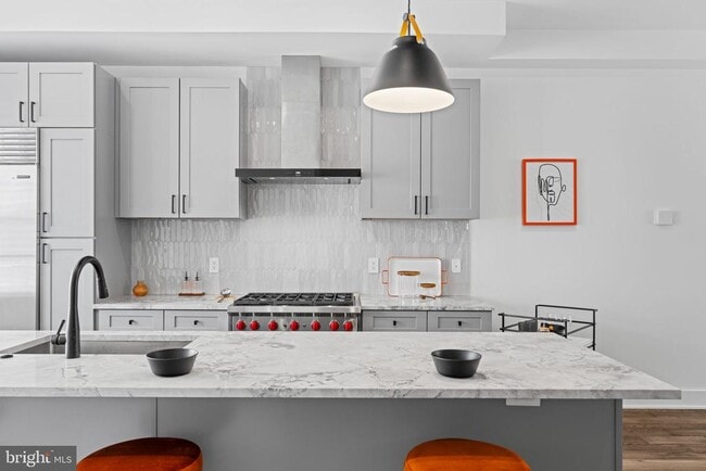 Building Photo - 742 S Broad St