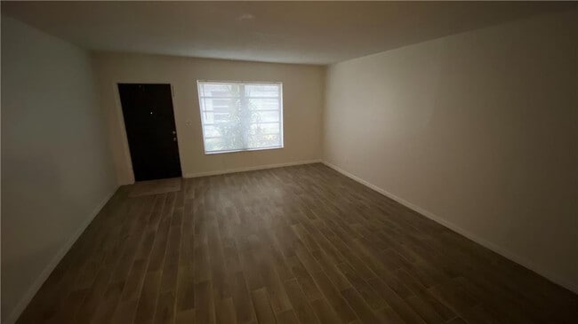 Building Photo - 5269 SW 40th Ave