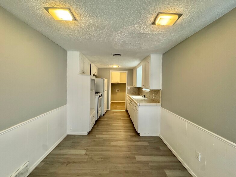 Building Photo - 3029 SW 62nd St