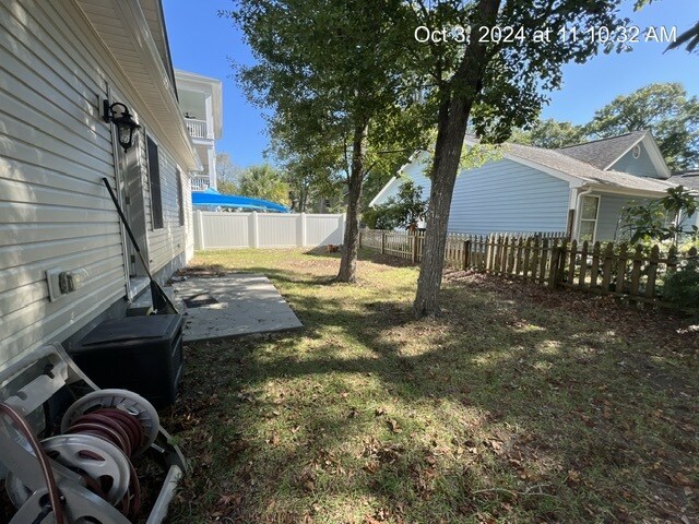 Building Photo - 425 S Hollywood Dr