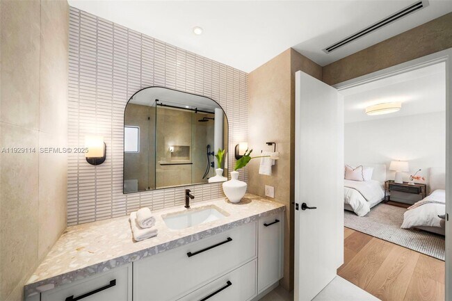 Building Photo - 1815 Fairhaven Pl