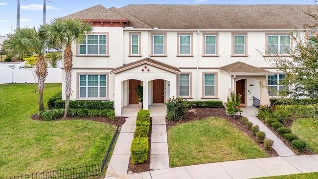 Building Photo - 15537 Honeybell Dr