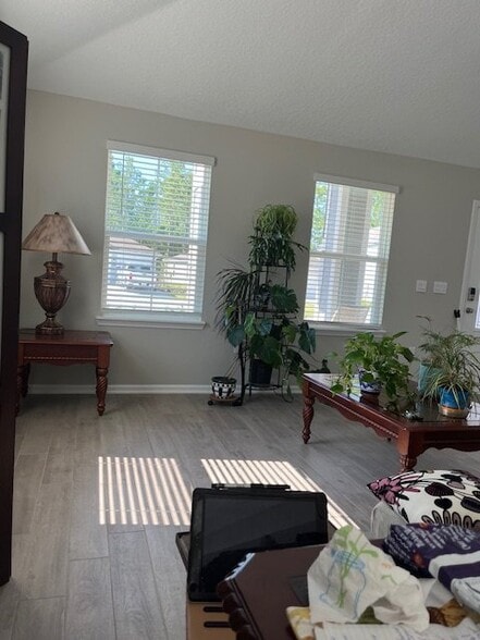 Building Photo - 70316 Winding River Dr