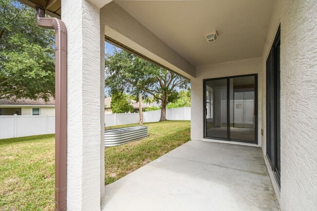 Building Photo - Charming 3-bedroom + 2-Bathroom Home in th...