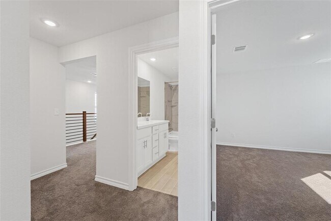 Building Photo - 4908 Plum Peach Bend