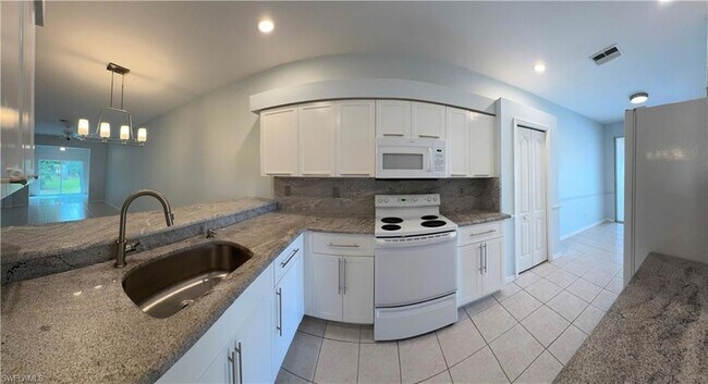 Building Photo - 20653 Country Barn Dr