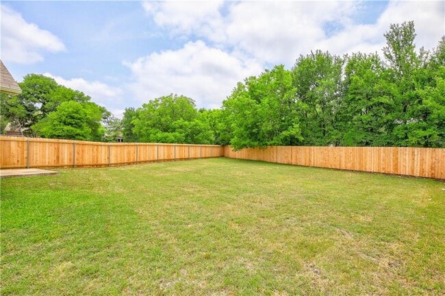 Building Photo - 11523 Kempwood Dr