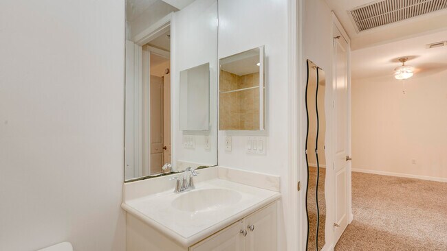 Building Photo - 3055 NW 126th Ave