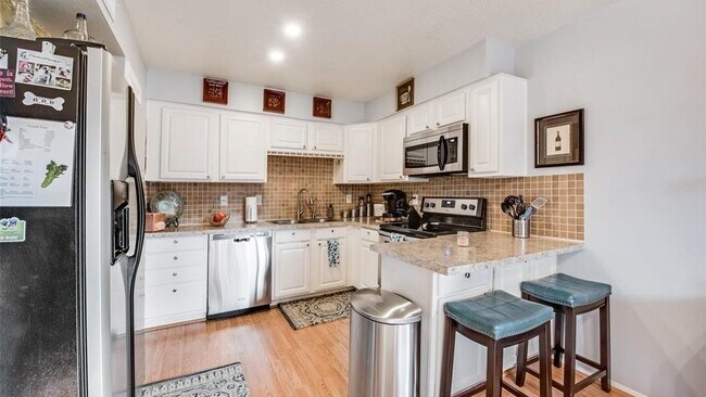 Building Photo - 4417 Westminster Dr
